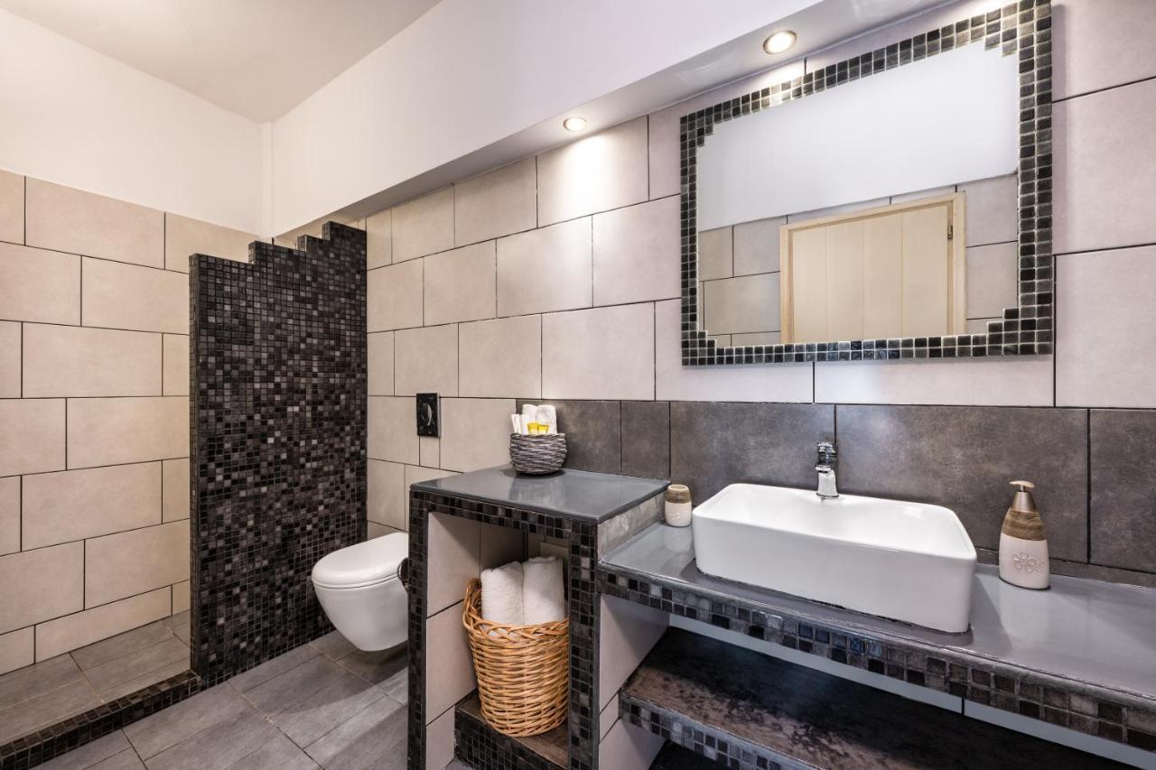 Plastiras Rooms Fira  Bagian luar foto