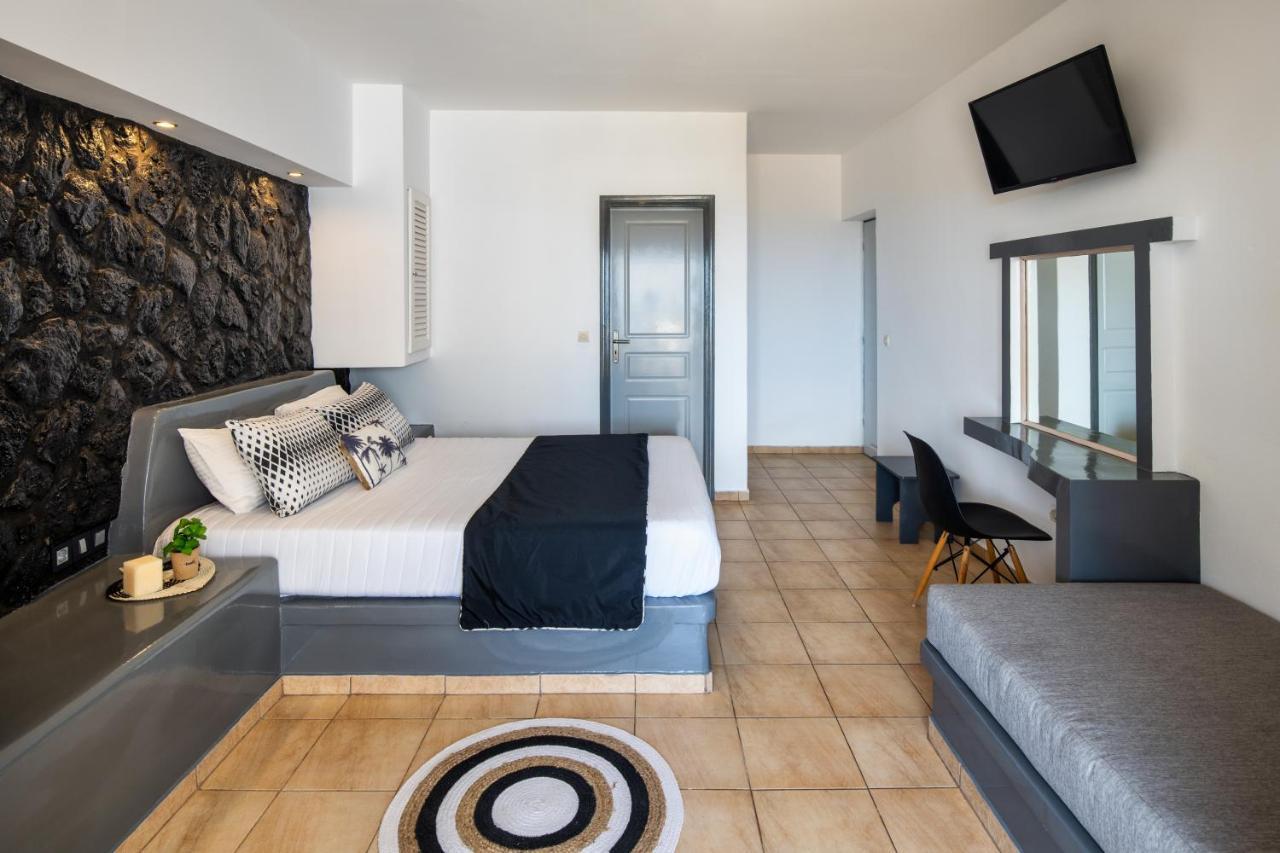 Plastiras Rooms Fira  Bagian luar foto