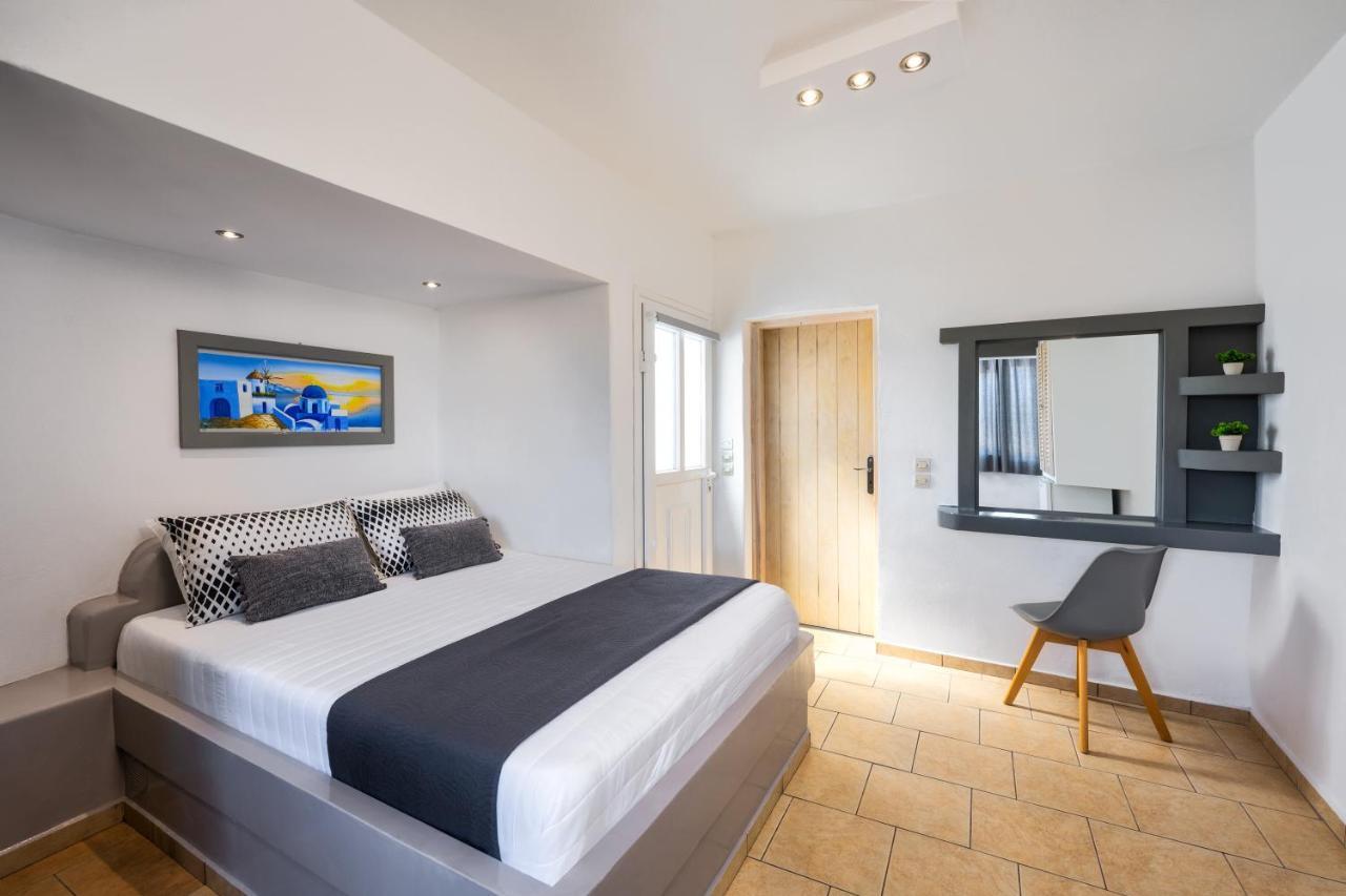 Plastiras Rooms Fira  Bagian luar foto