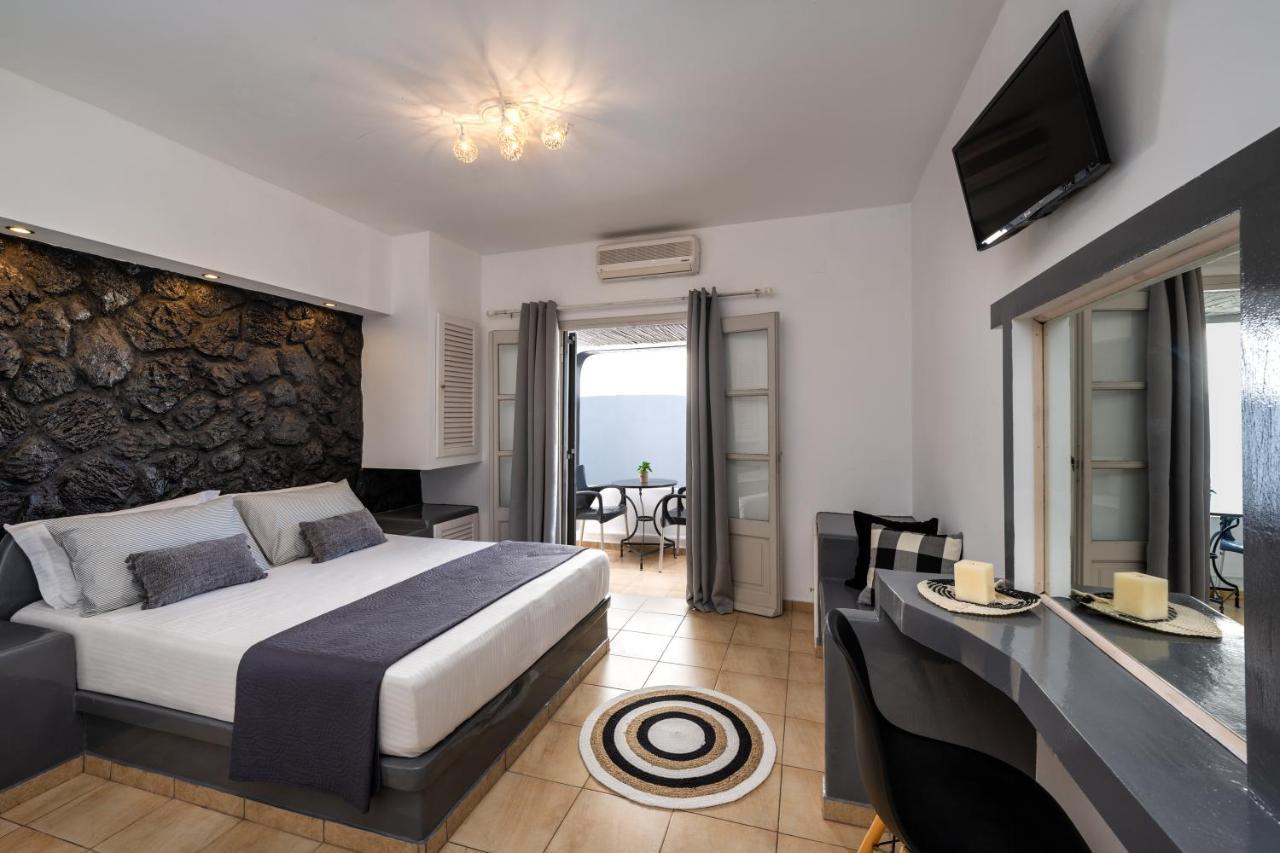 Plastiras Rooms Fira  Bagian luar foto