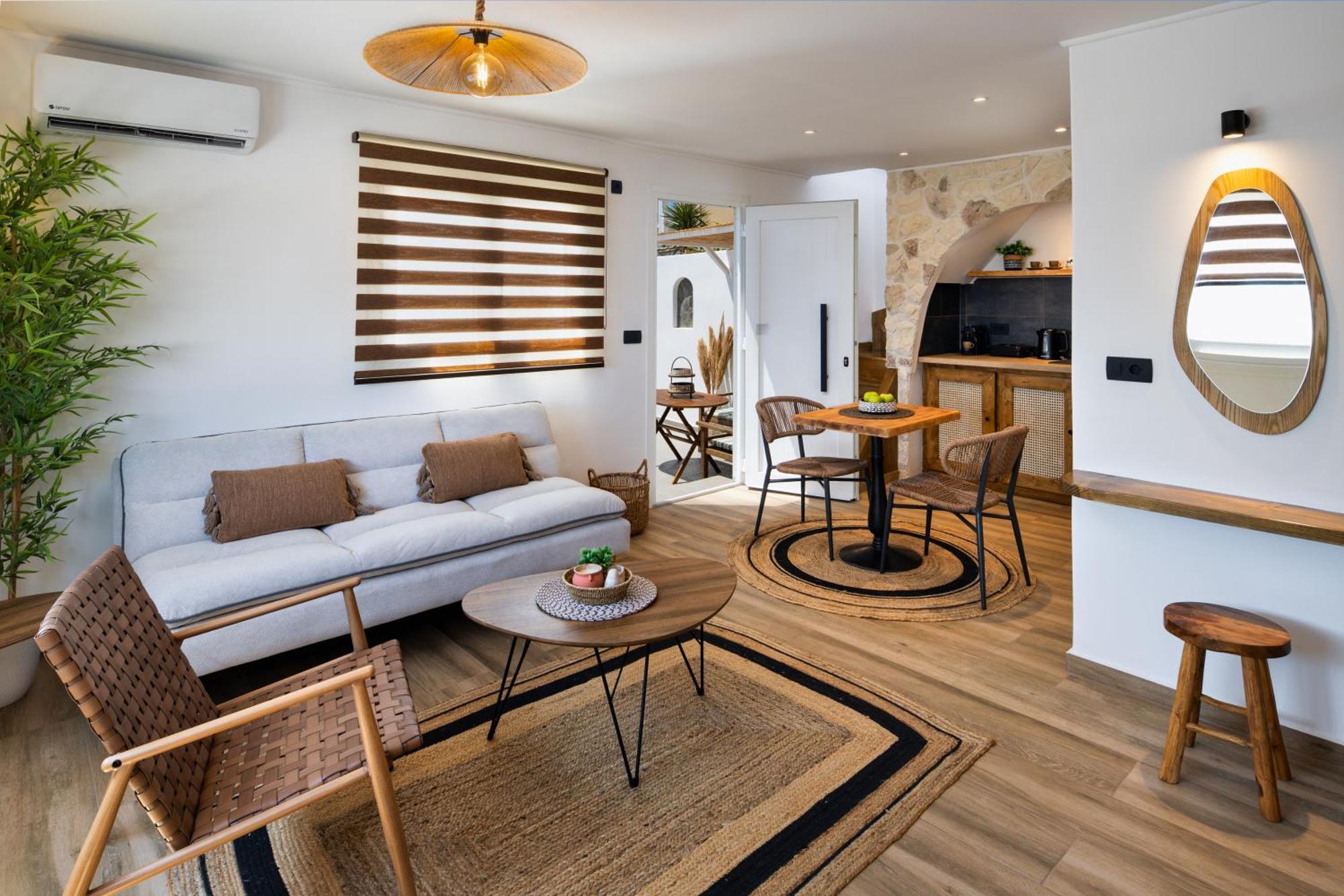 Plastiras Rooms Fira  Bagian luar foto