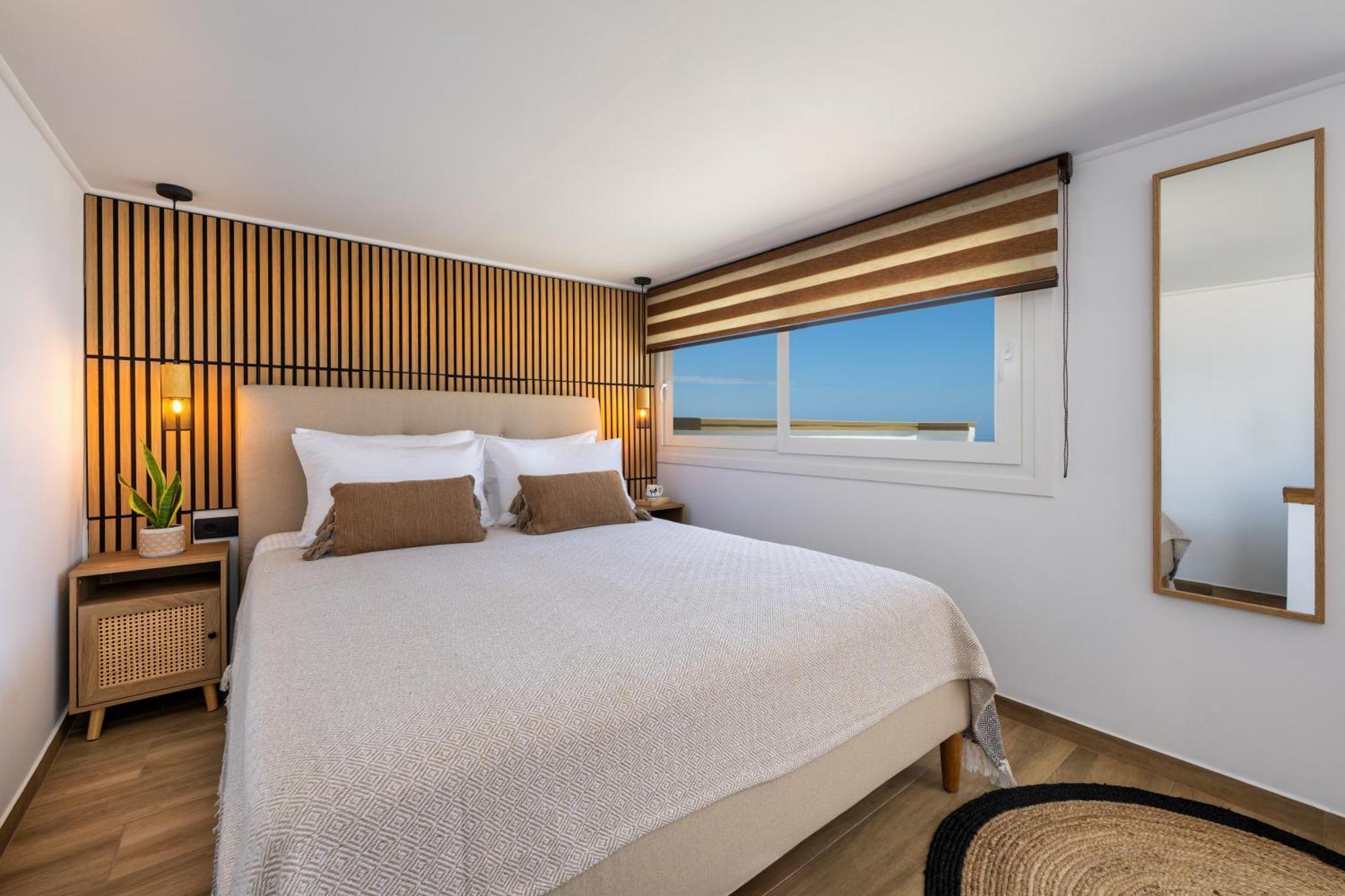Plastiras Rooms Fira  Bagian luar foto
