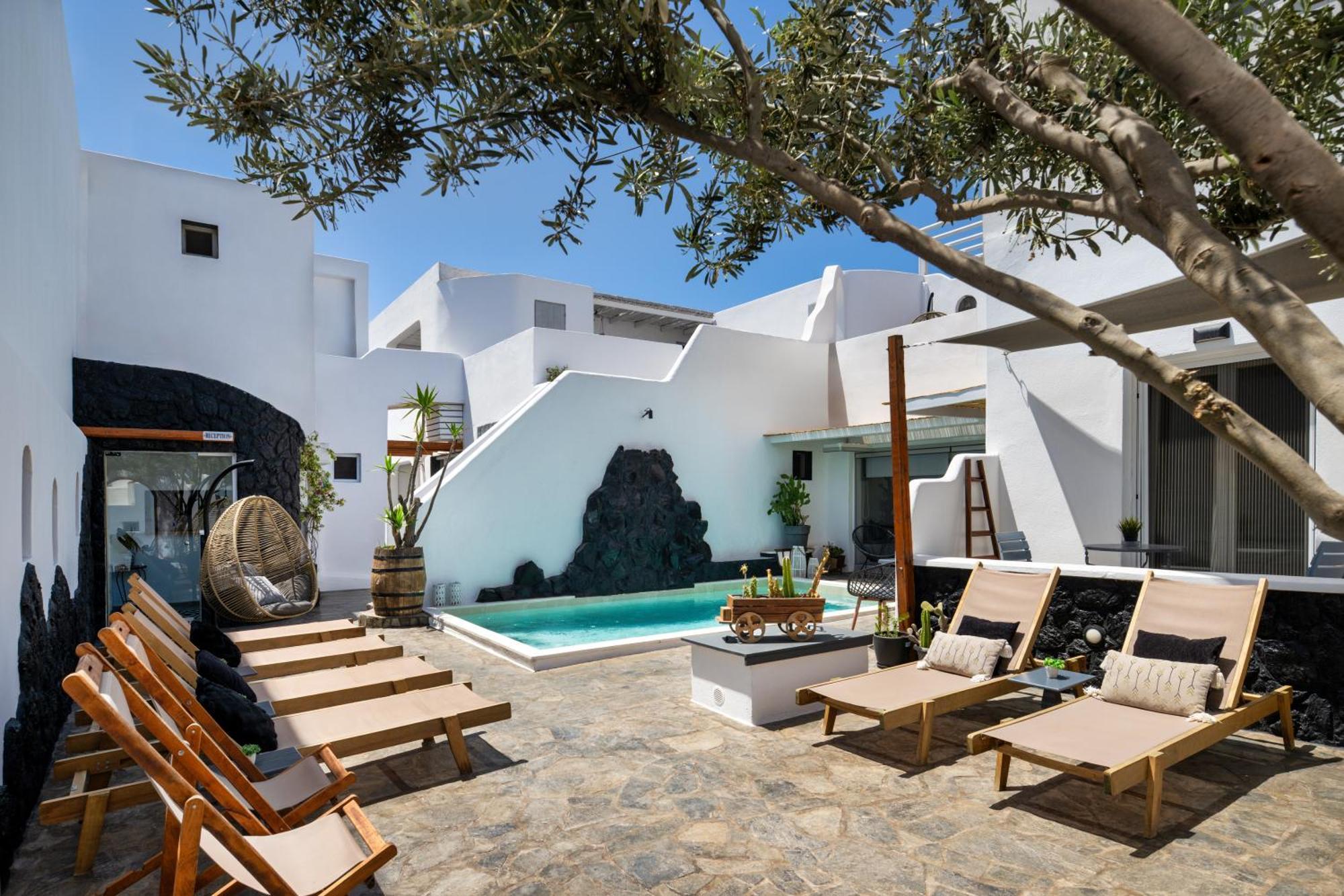 Plastiras Rooms Fira  Bagian luar foto