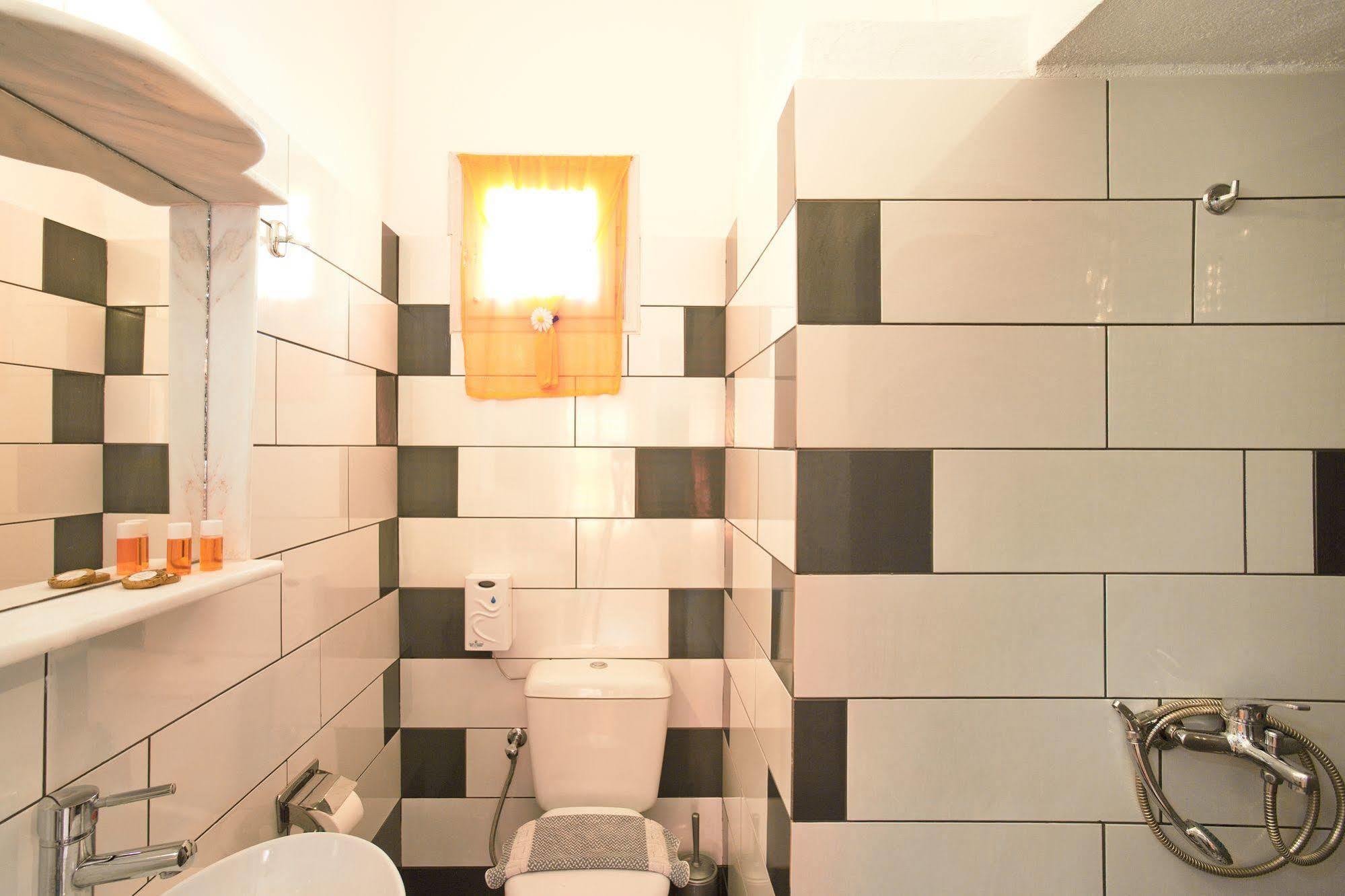 Plastiras Rooms Fira  Bagian luar foto